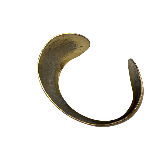 Vintage Hammered Cuff Bangle Bracelet Gold Tone Timeless Classic Minimalist - Picture 3 of 4